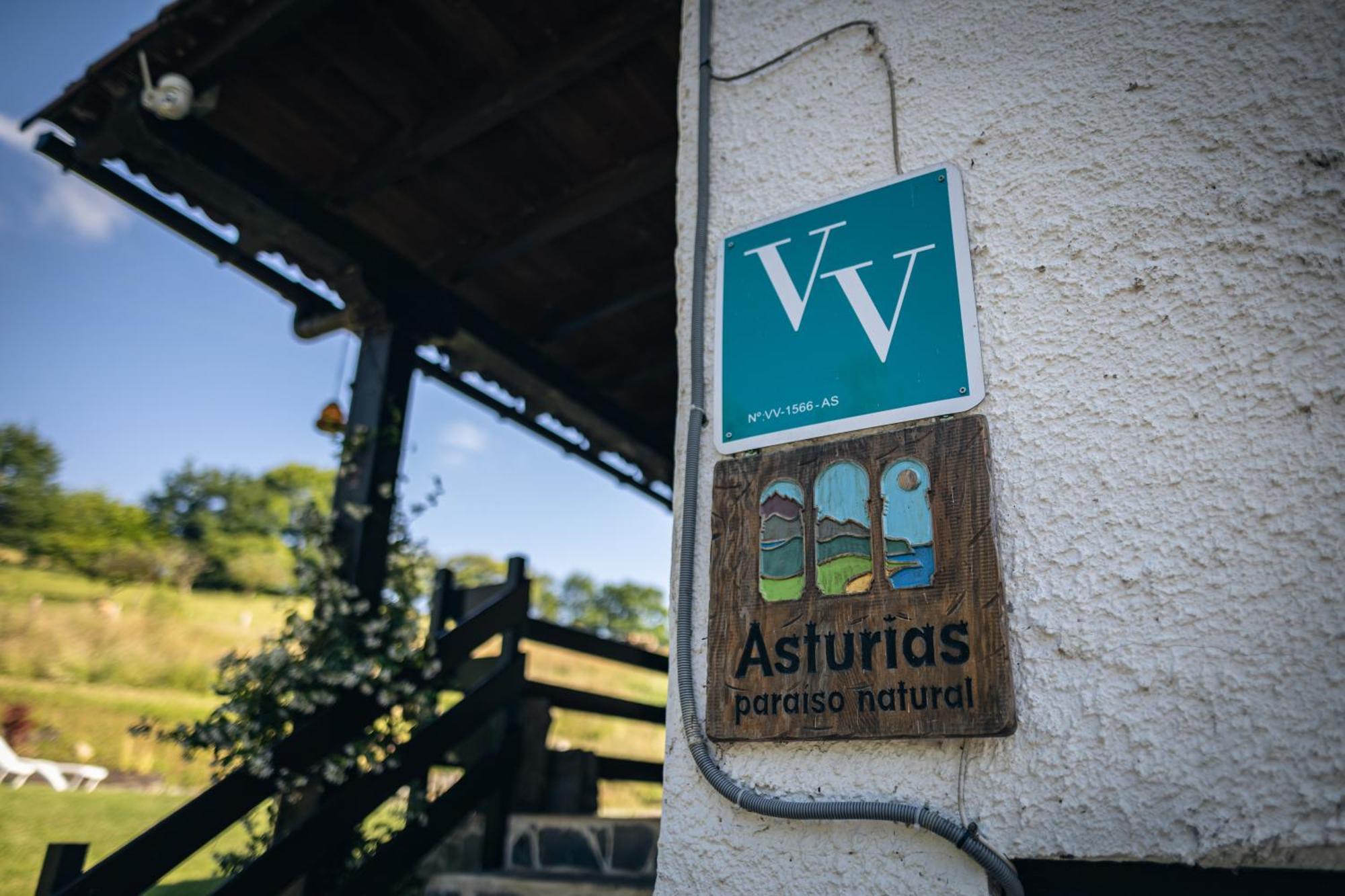 Finca La Naguada Casa Rural En Asturias Beloncio エクステリア 写真