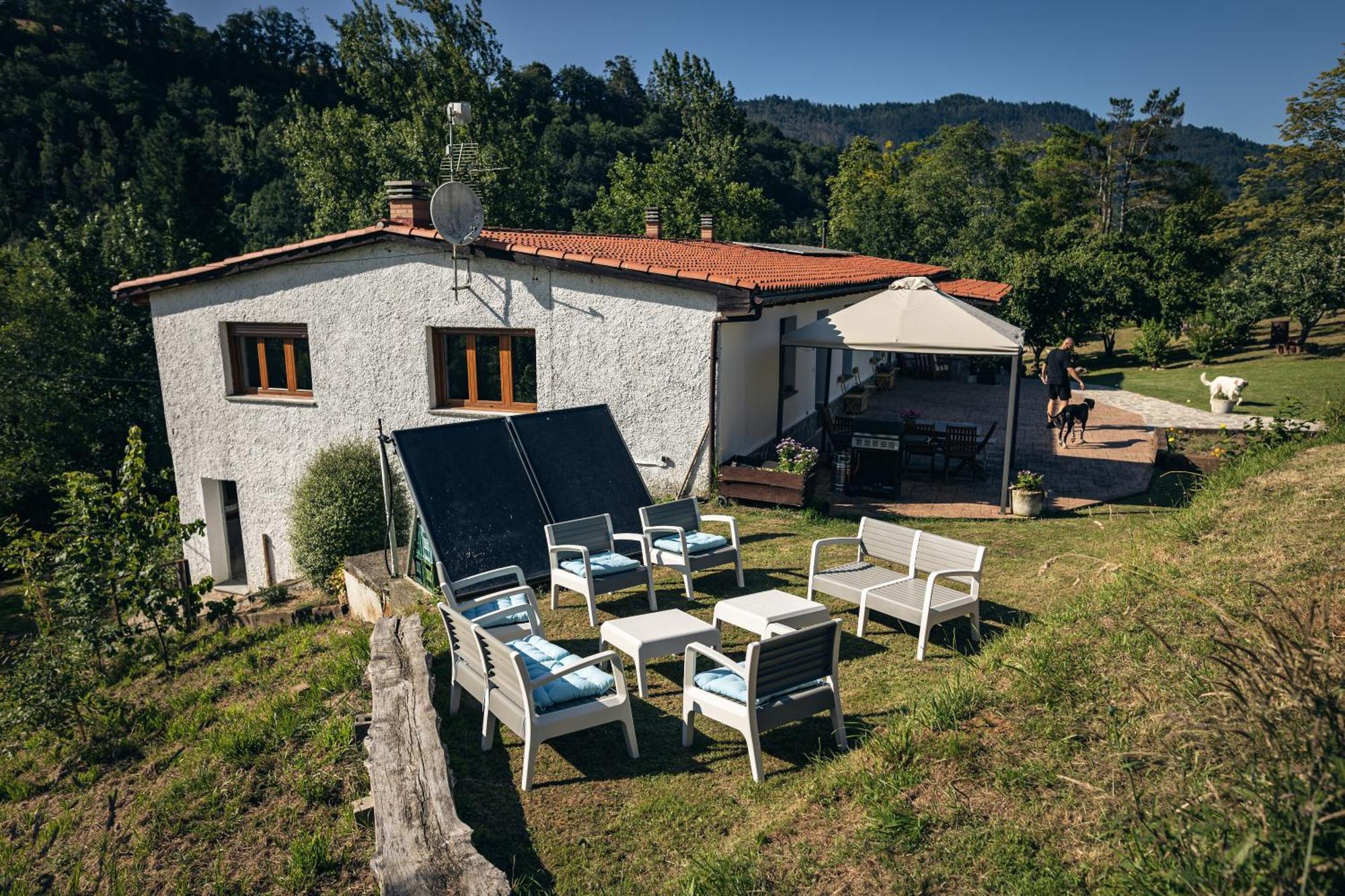 Finca La Naguada Casa Rural En Asturias Beloncio エクステリア 写真